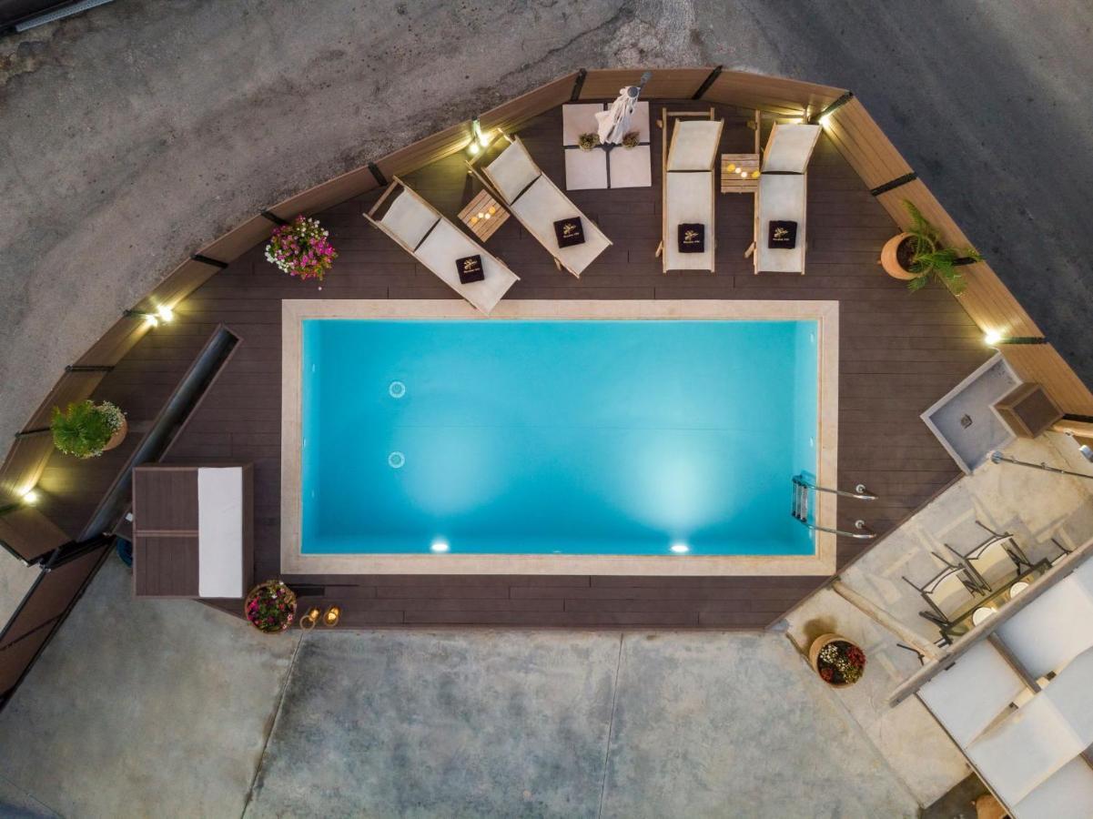 Villa Roxanne Galatas  Екстер'єр фото